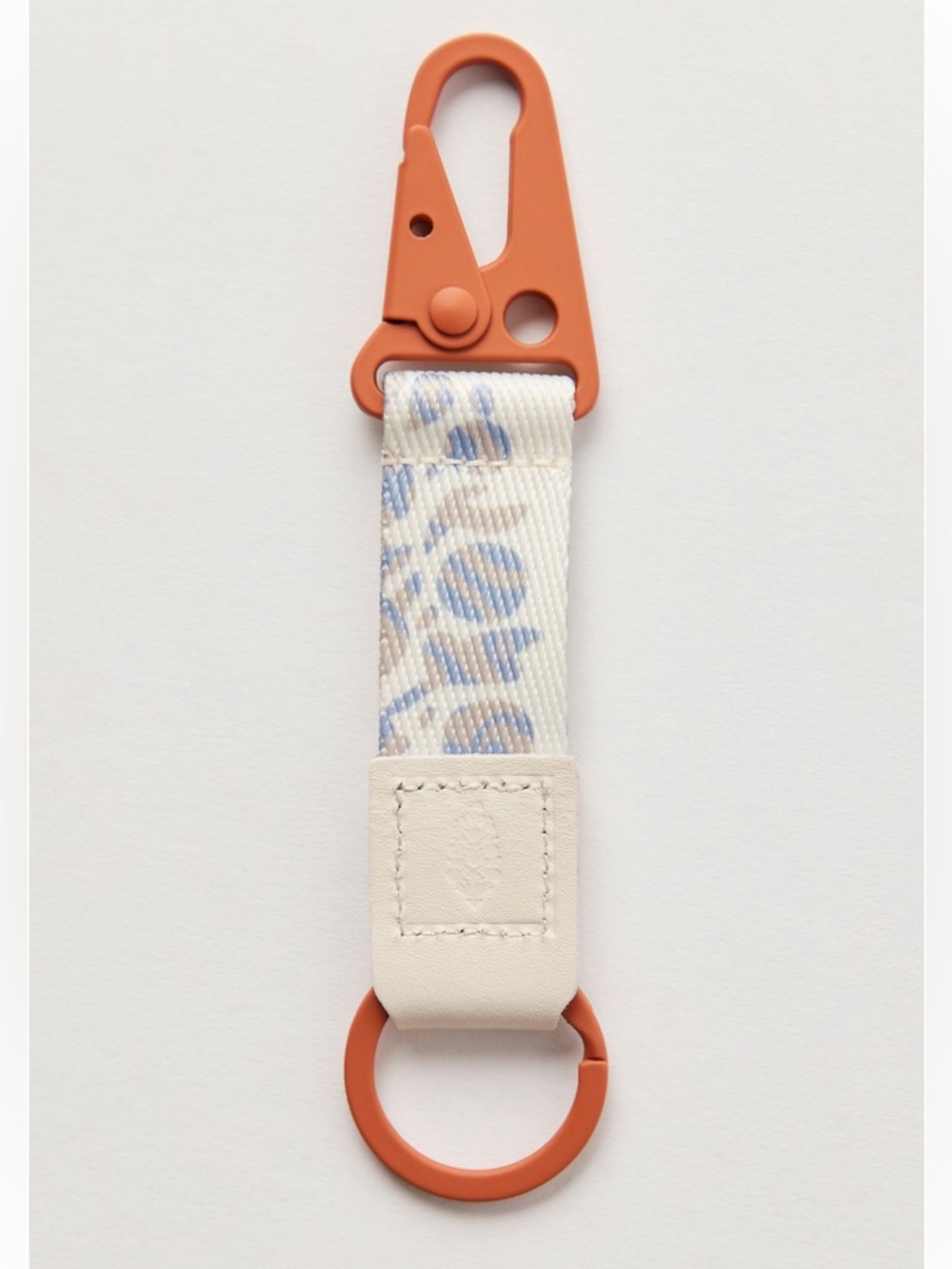 FP Movement x Thread Collab. Buti Keychain in Mystic Mauve Waves One Size NWT